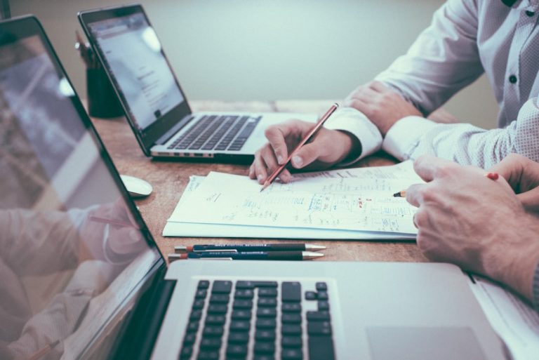 The Evolution of Booking Services: From Traditional to Tech-Savvy Solutions